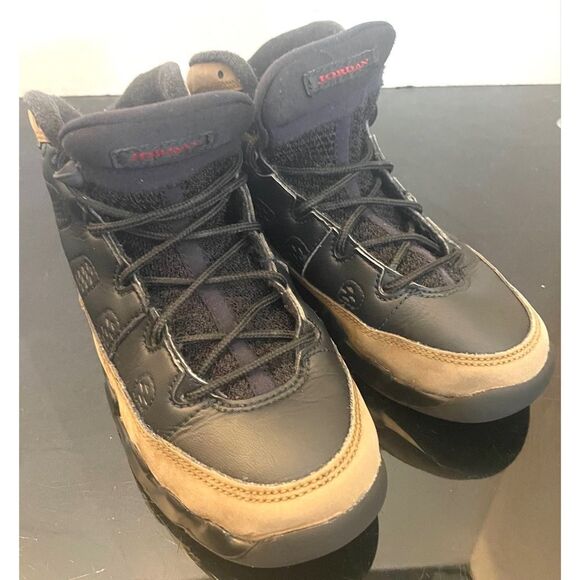 Little Kid's Jordan 9 Retro Black/True Red-Light Olive (401811 030) Size 13C - Picture 2 of 9
